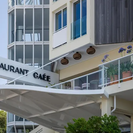 Hotel Mercure Vieux Port Sud 4*