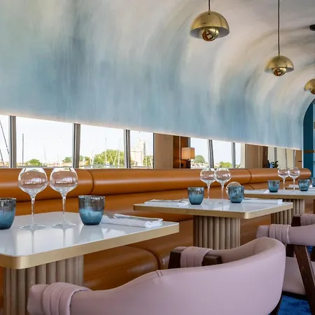 Szálloda Mercure La Rochelle Vieux Port 4*