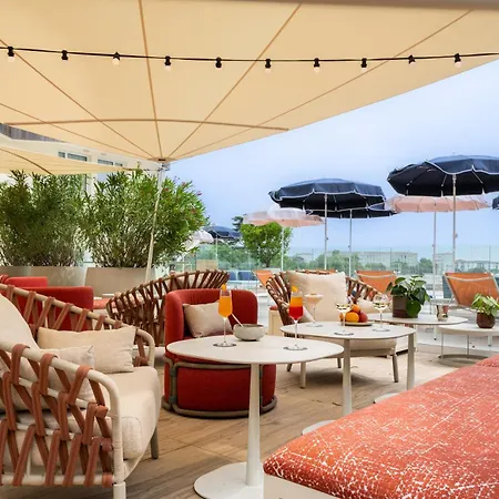 Mercure Vieux Port Sud 4*