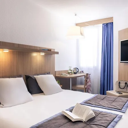 Mercure La Rochelle Vieux Port Szálloda 4*